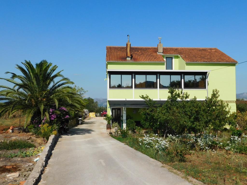 Apartments Leo Janjina מראה חיצוני תמונה