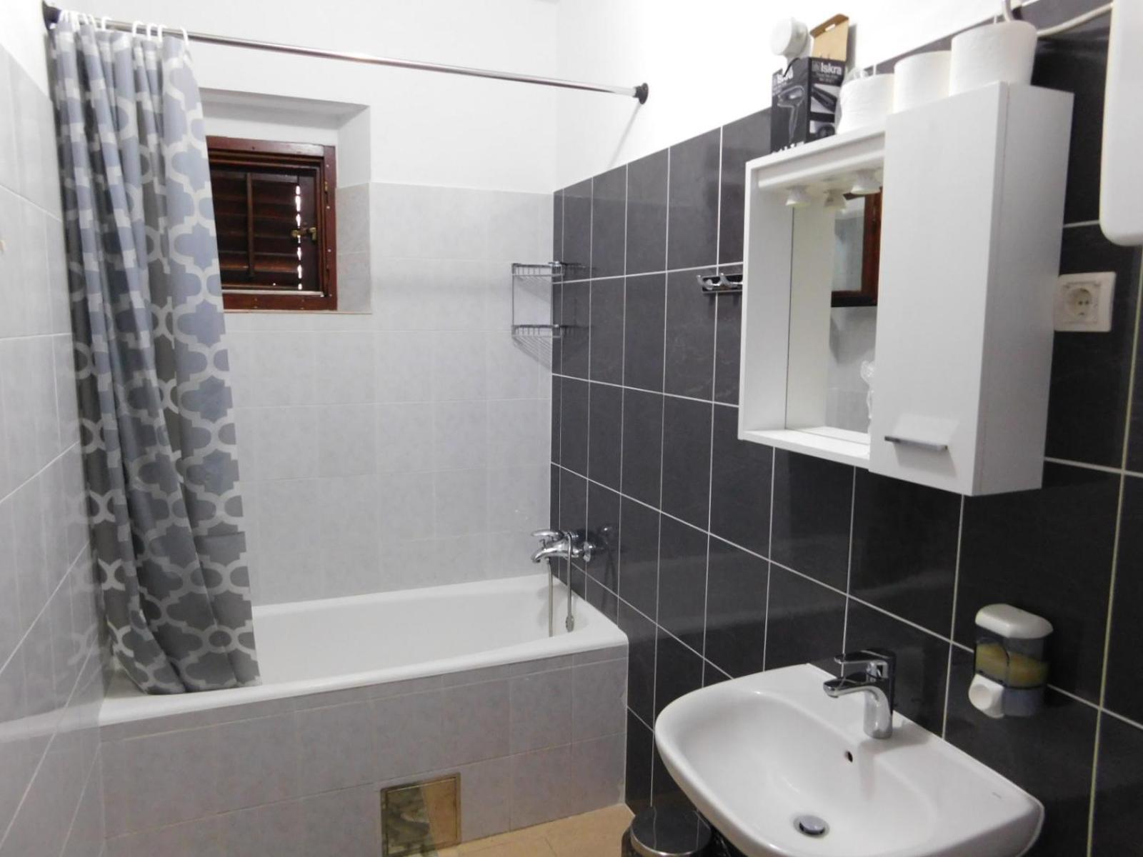 Apartments Leo Janjina מראה חיצוני תמונה