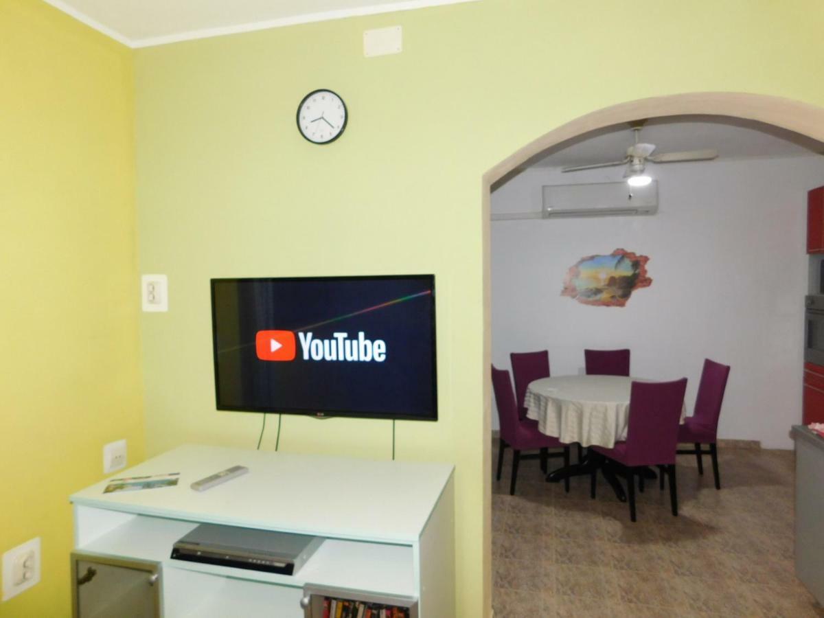 Apartments Leo Janjina מראה חיצוני תמונה