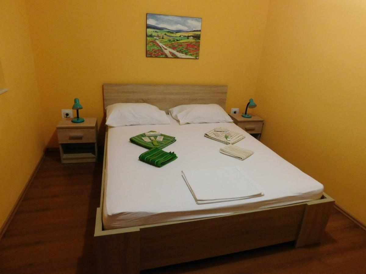 Apartments Leo Janjina מראה חיצוני תמונה
